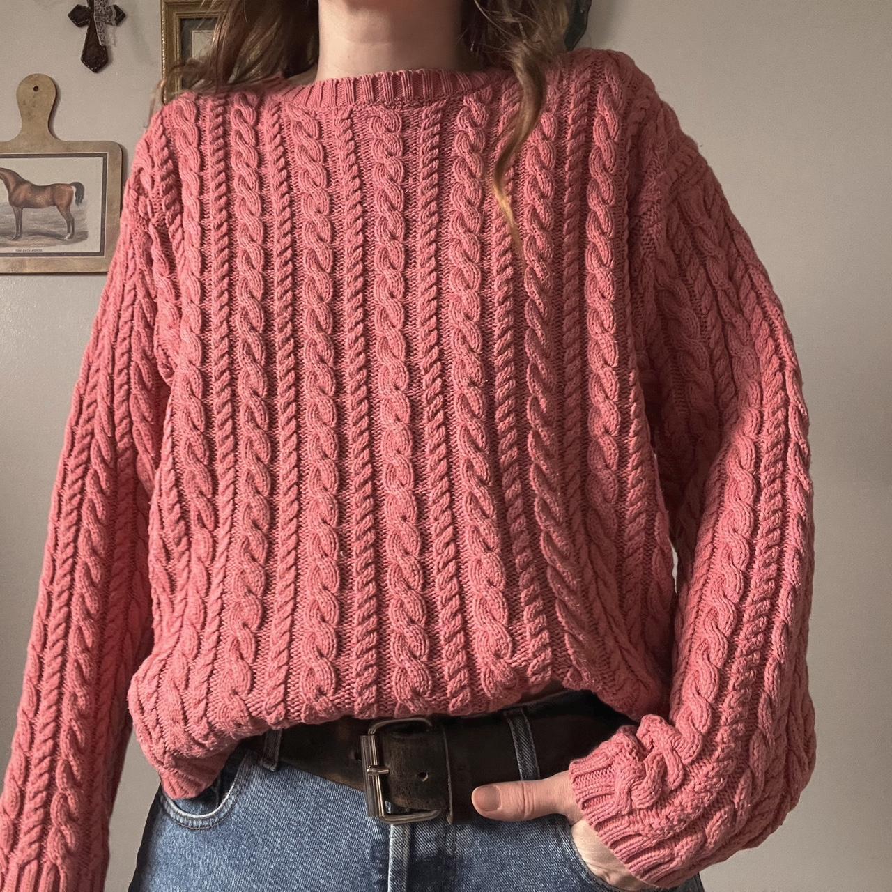 Salmon pink cable knit (M)