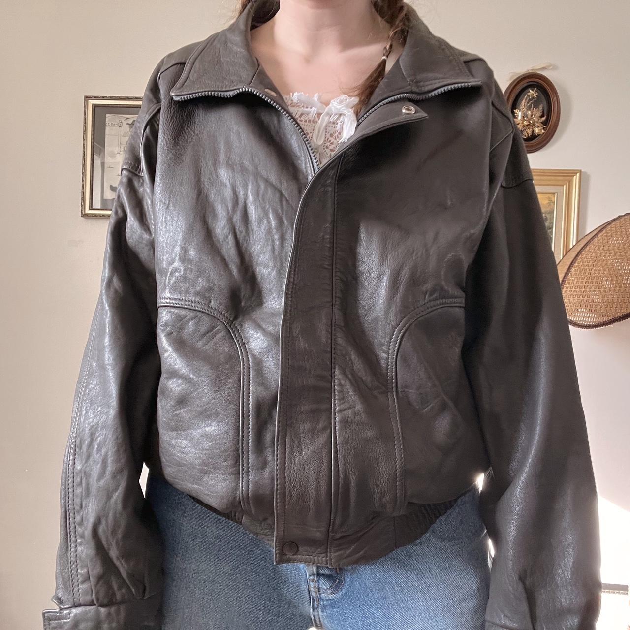 Vintage leather bomber jacket (L)