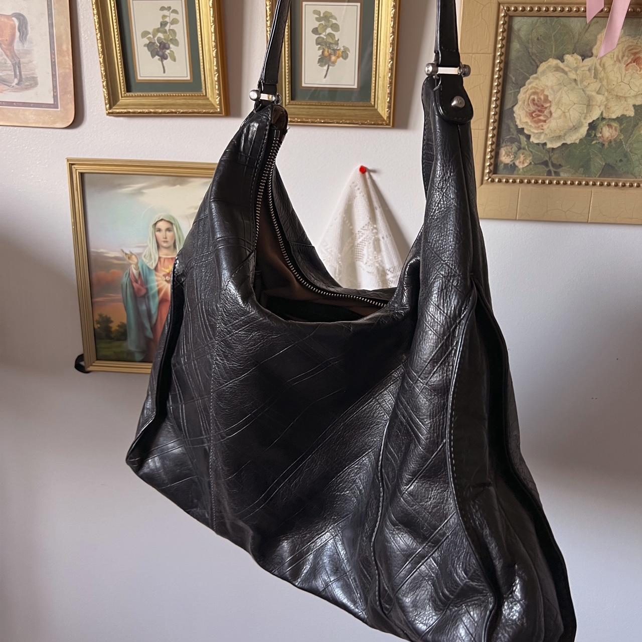 Slouchy leather shoulder bag