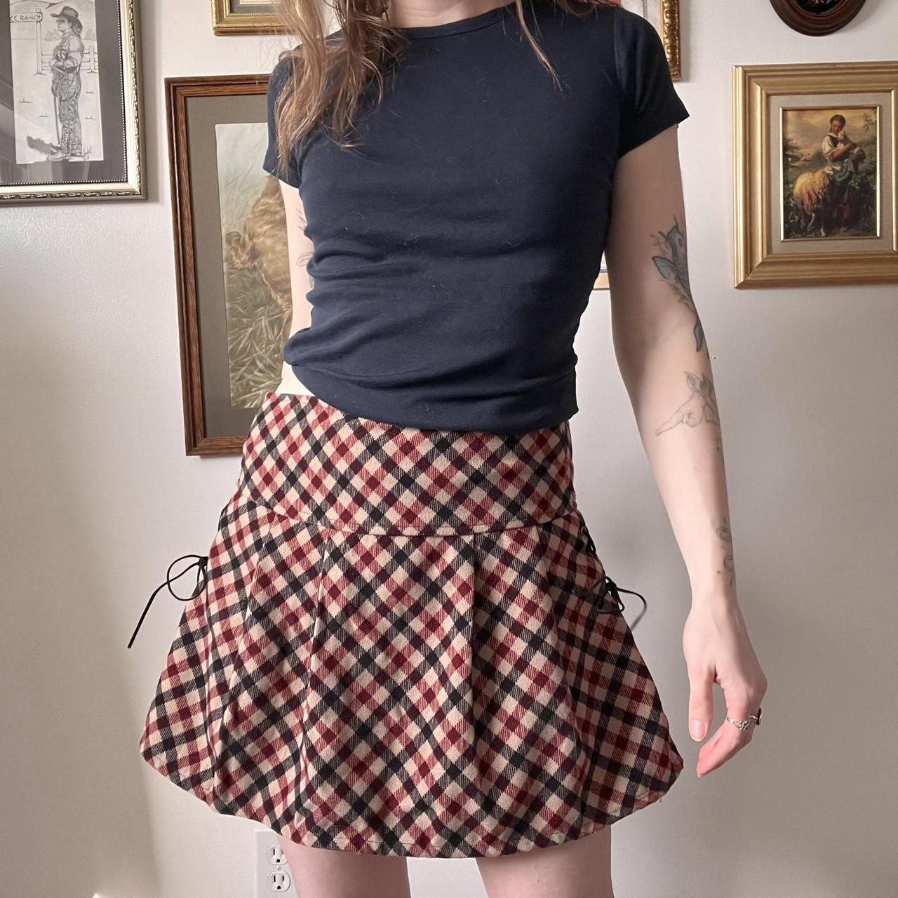 Vintage checkered mini skirt (25")