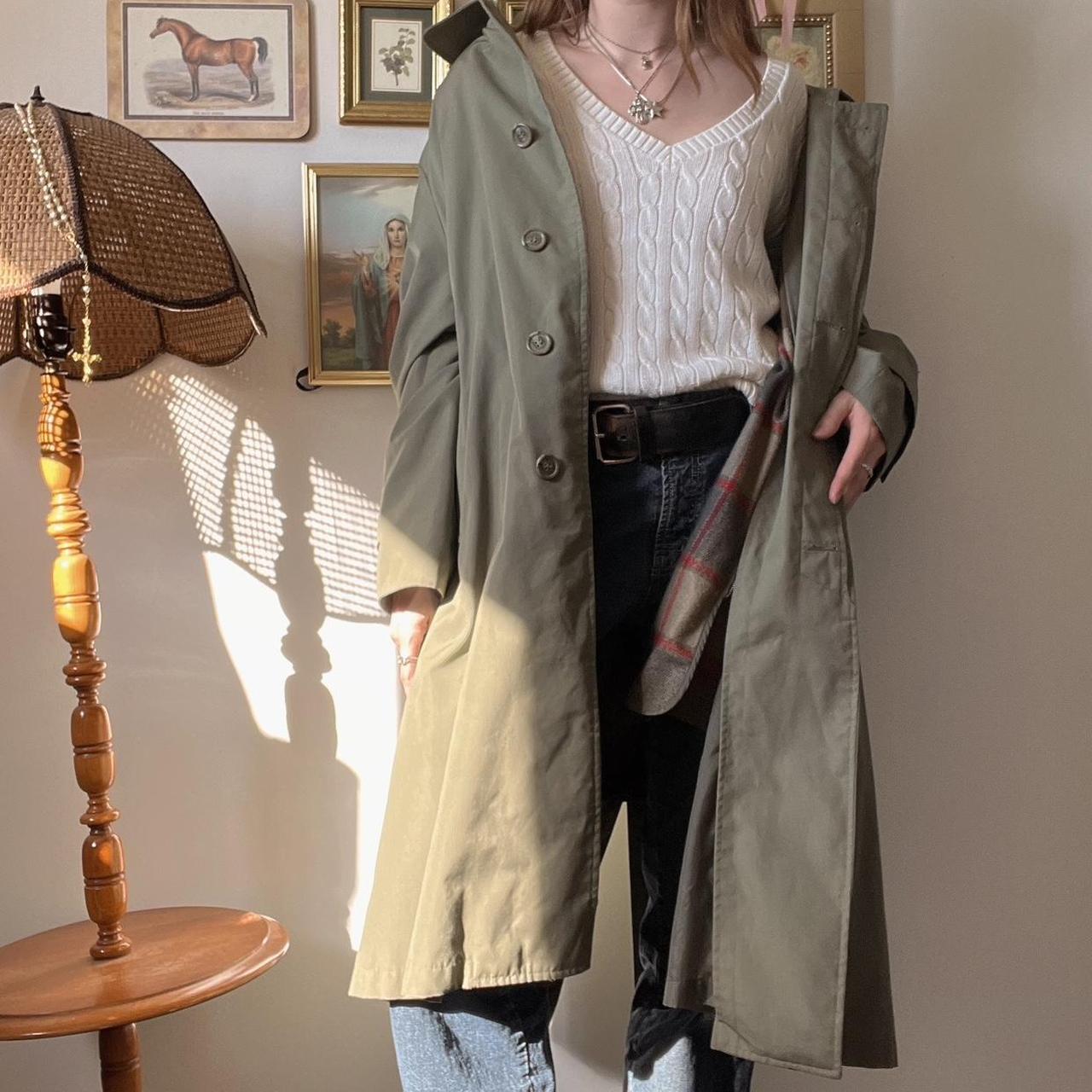 Vintage 80's khaki green trench coat (L)