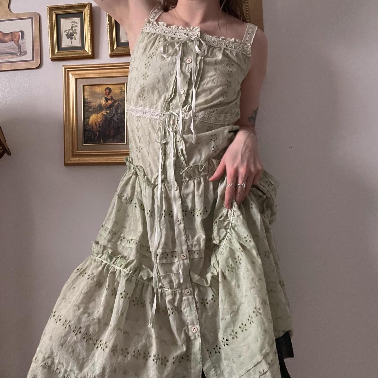 Sage eyelet vintage dress (S)