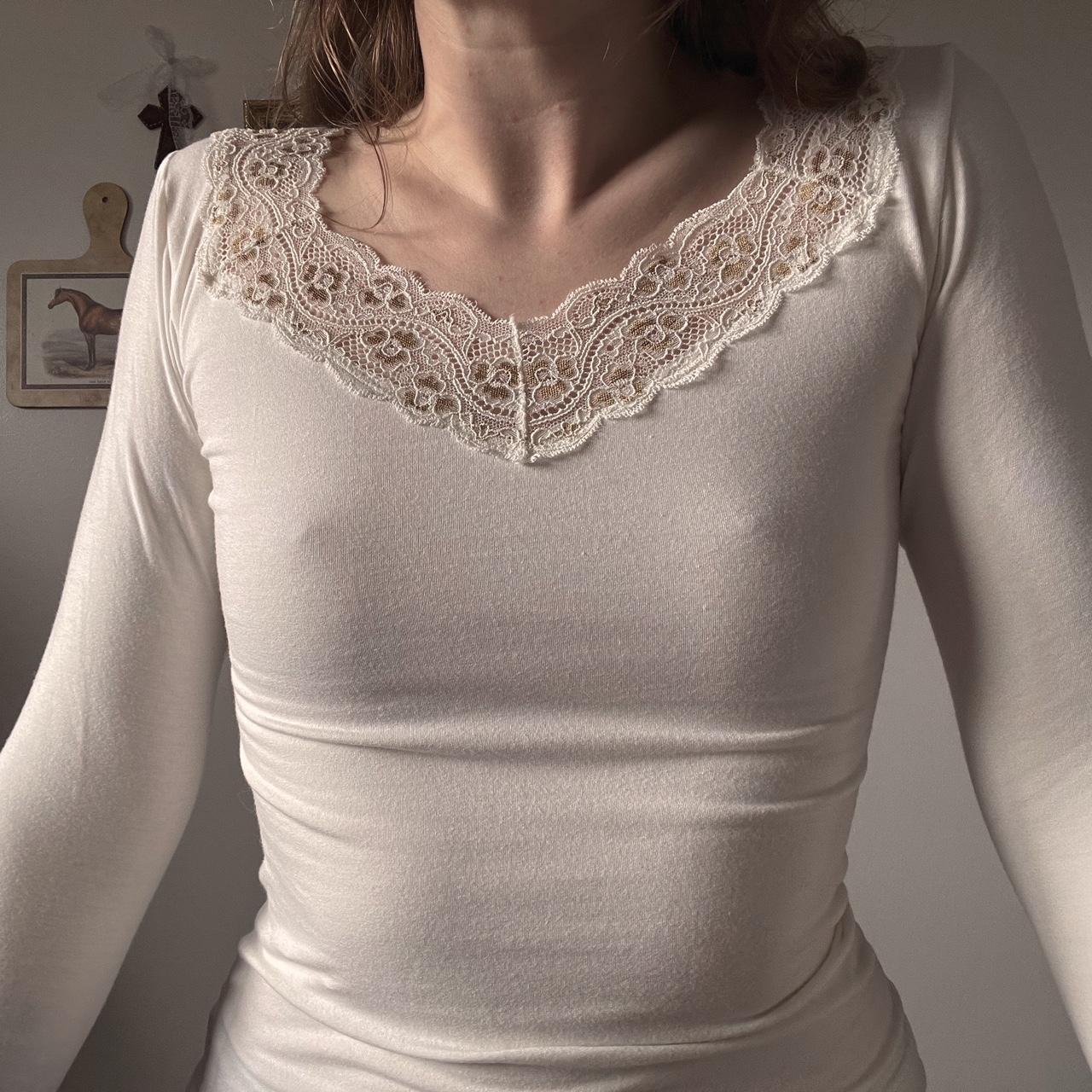 Elegant vintage lace top (S)