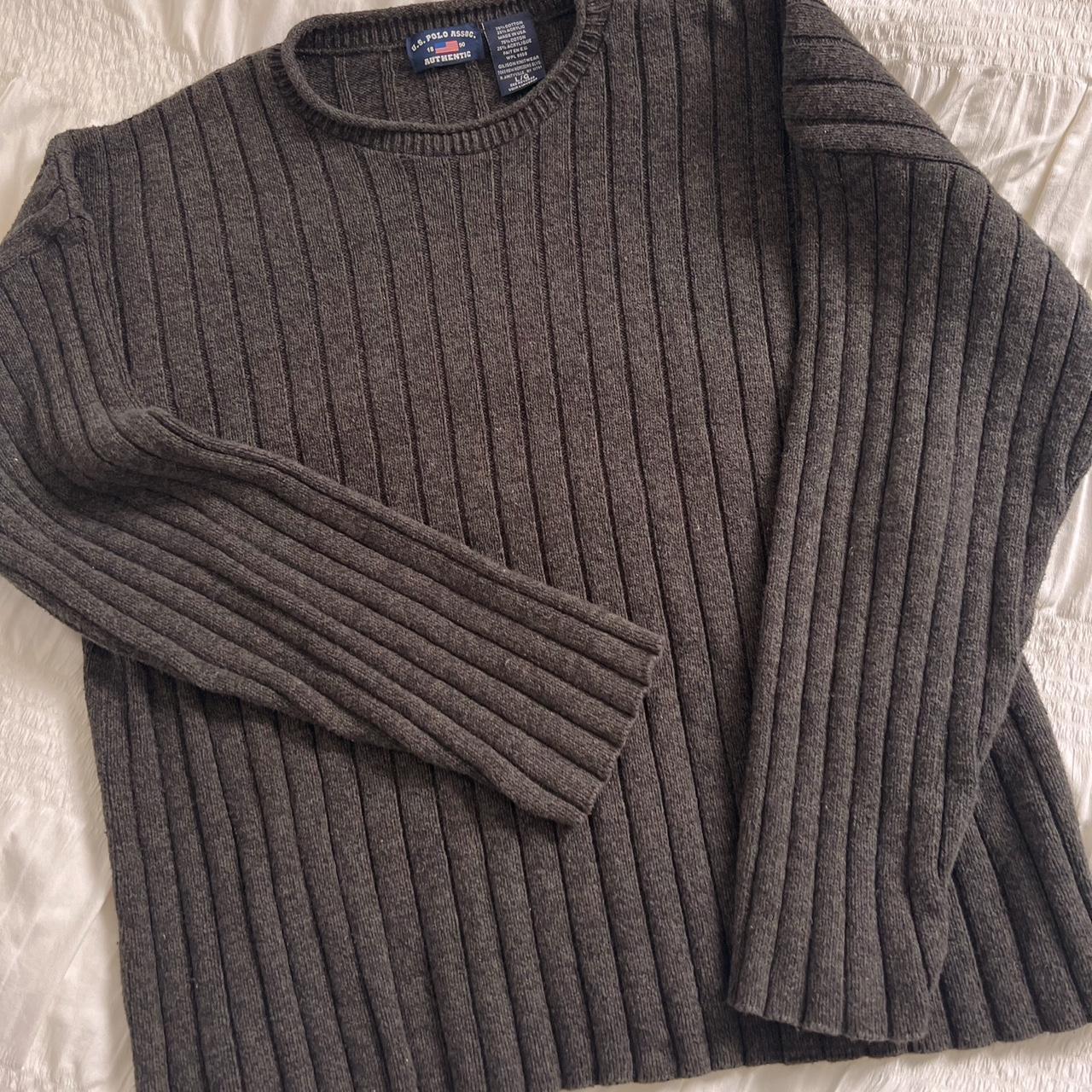 Ribbed moss green knit jumper (L)