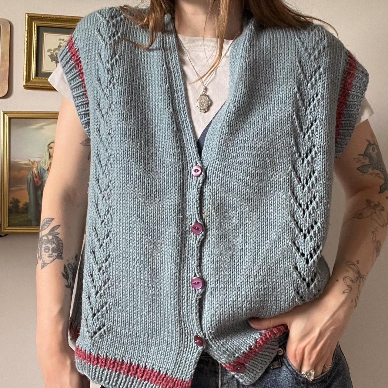 Cottagecore knit sweater vest (L)