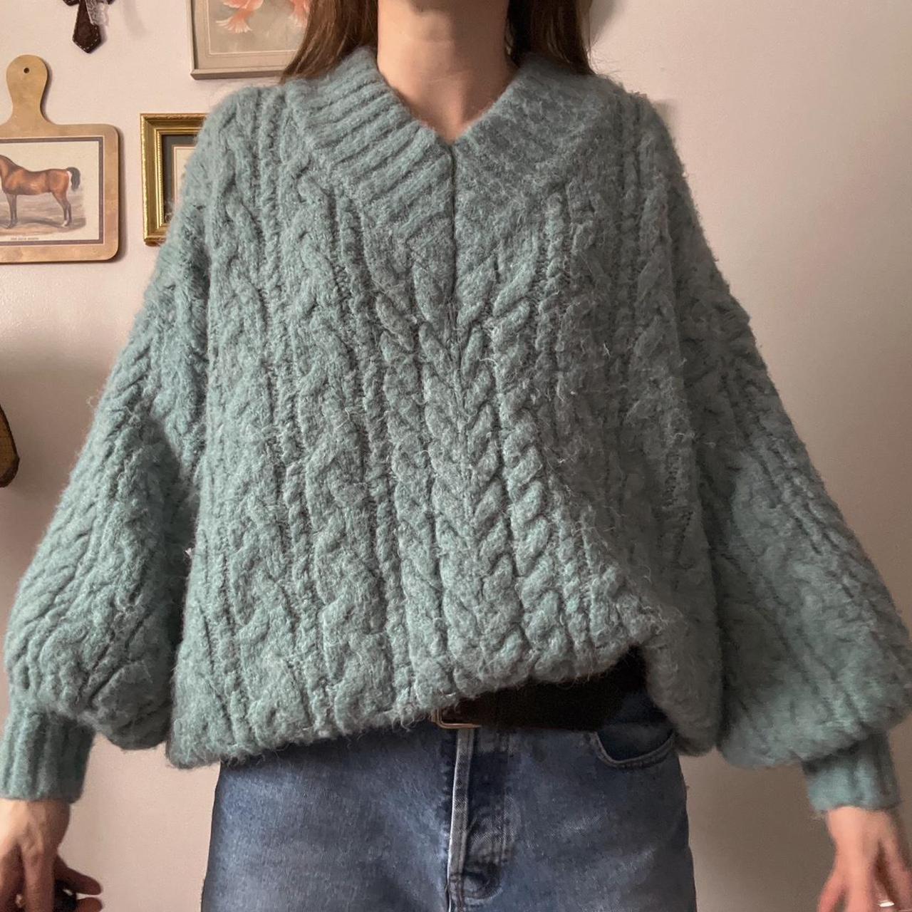 Ocean blue chunky knit sweater (M)