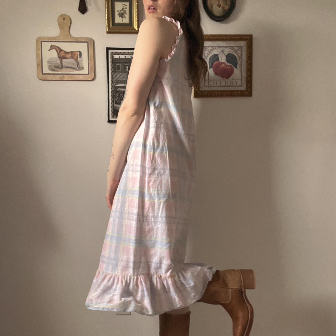 Pastel checkered ruffle nightgown (S)