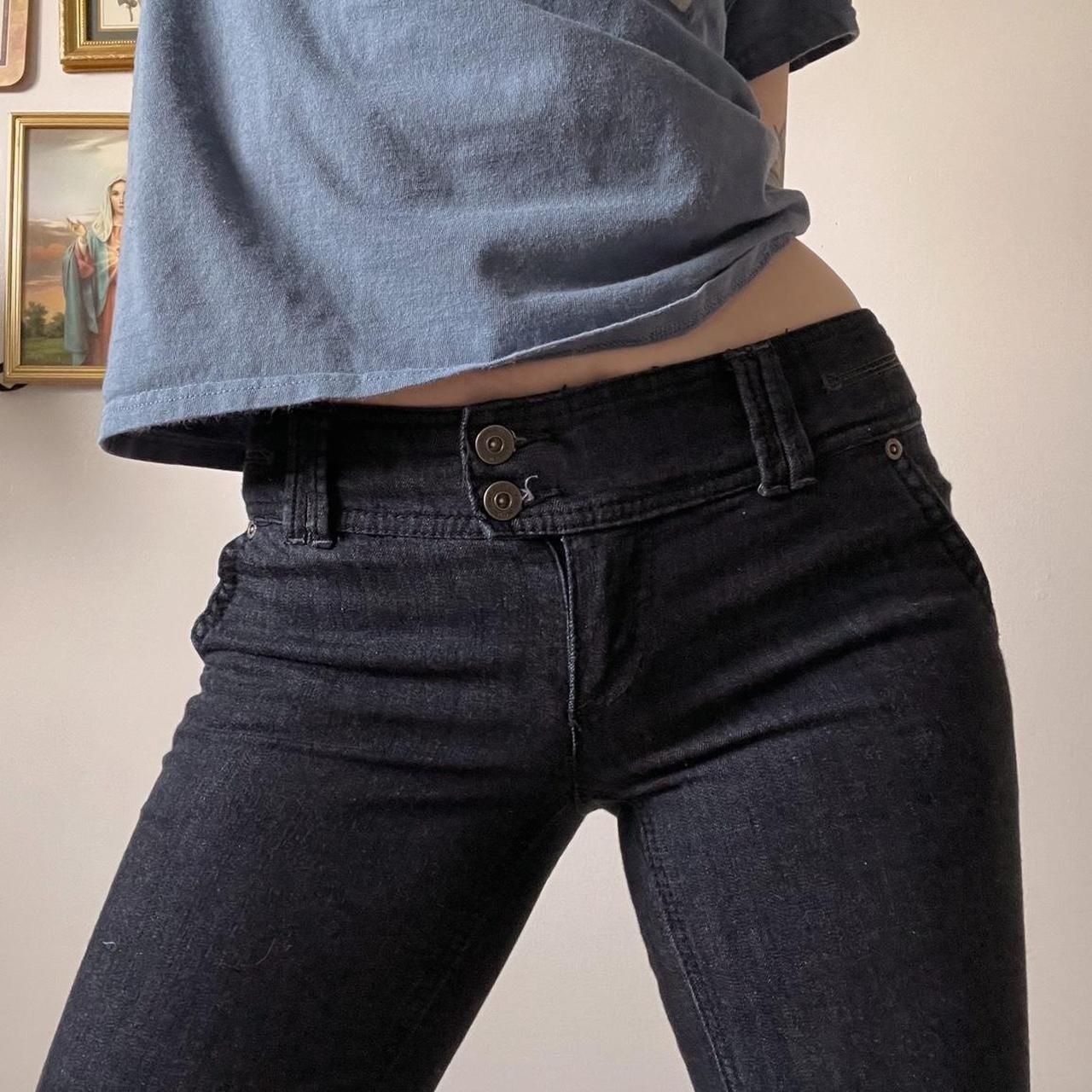 Low rise flare jeans (27")