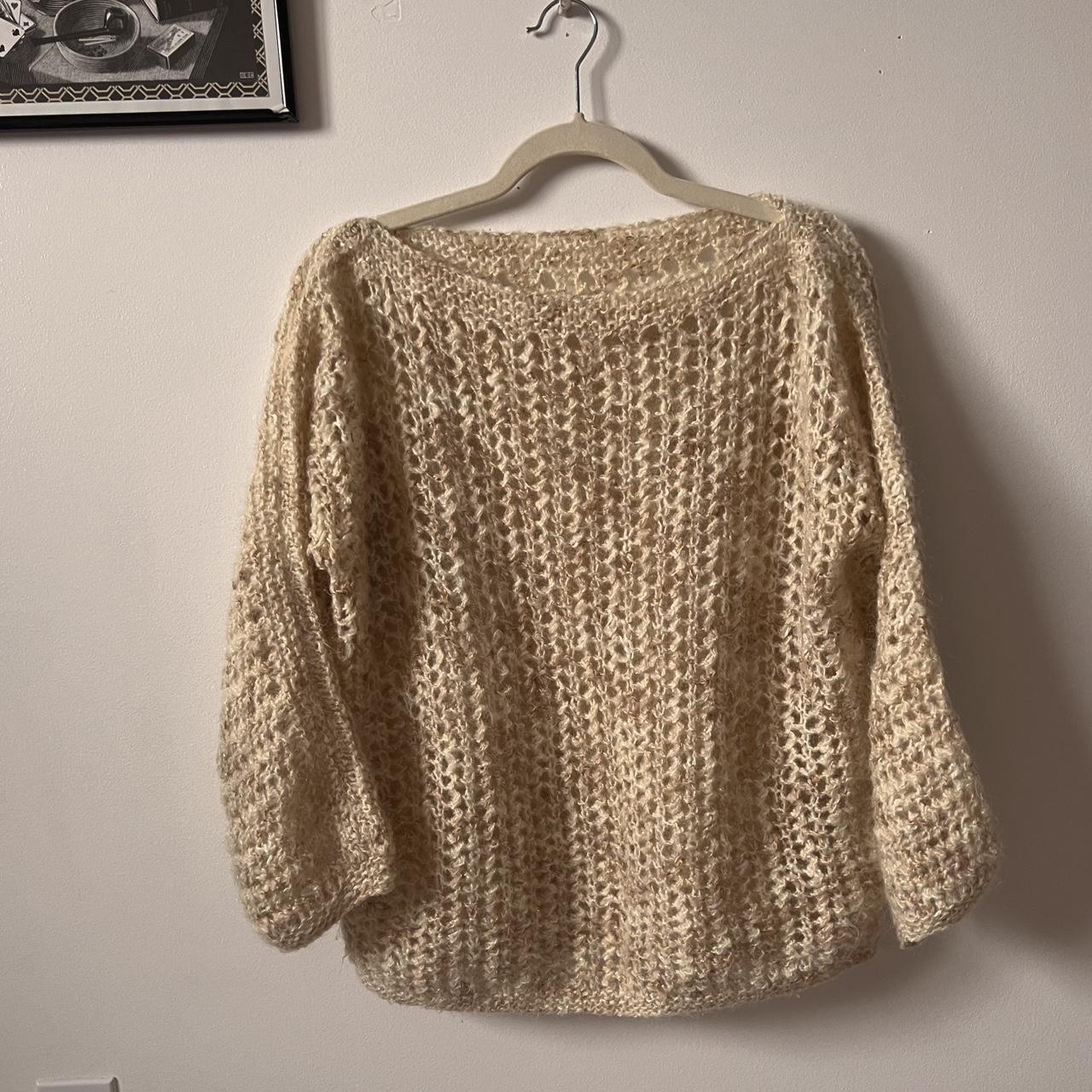 Neutral crochet knitted sweater (M)