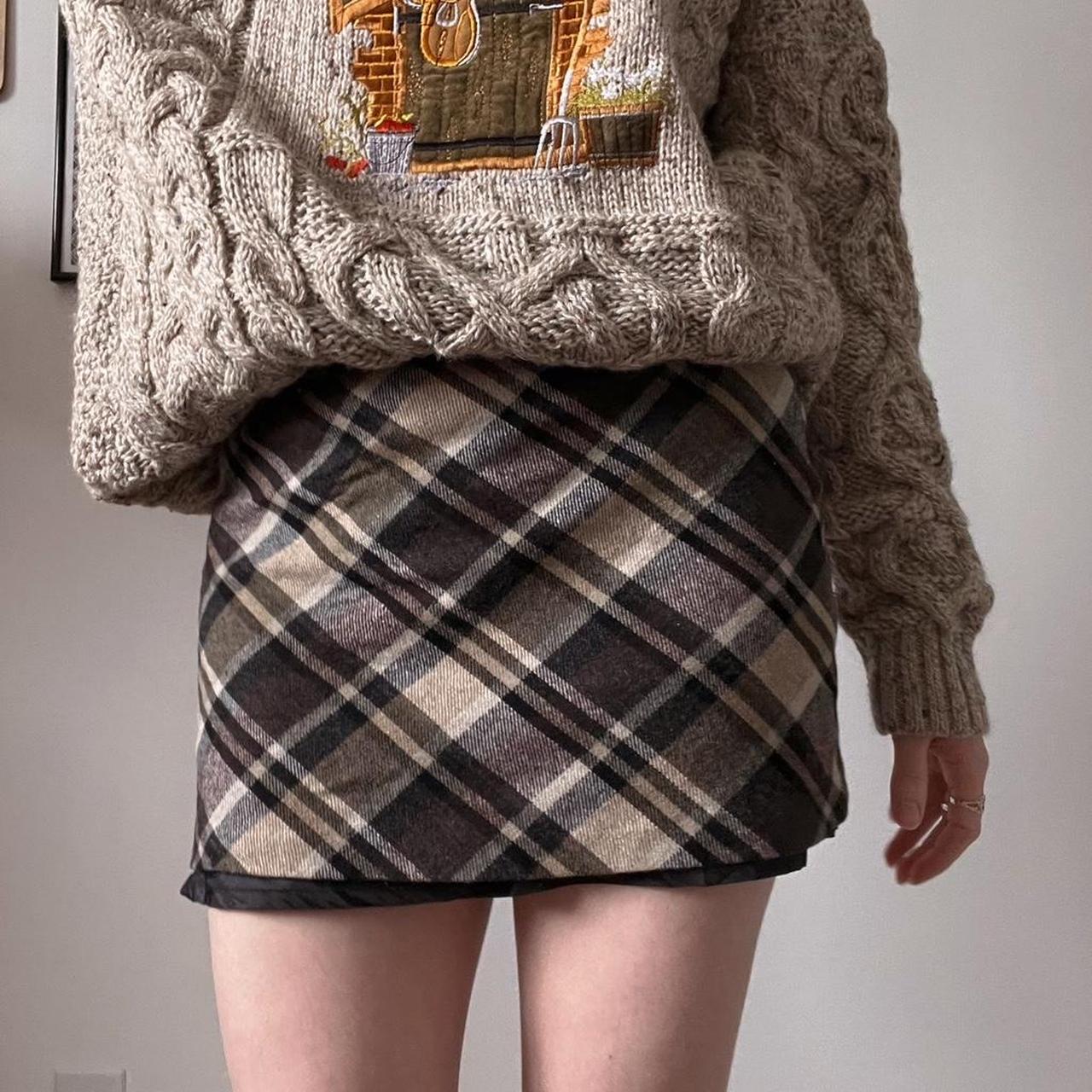 Brown plaid mini skirt (S)