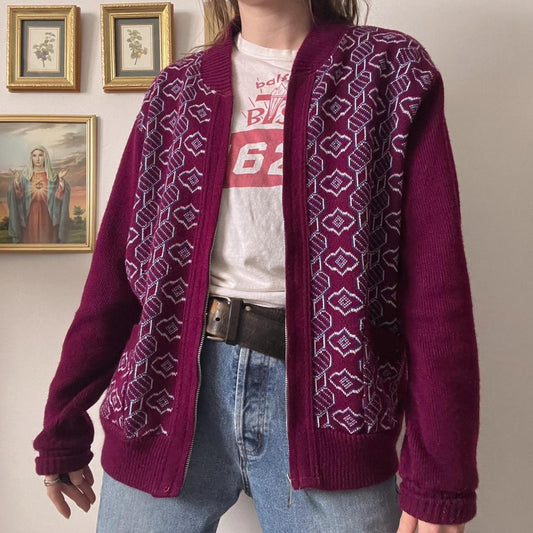 Burgundy patterned grandpacore cardigan (L)