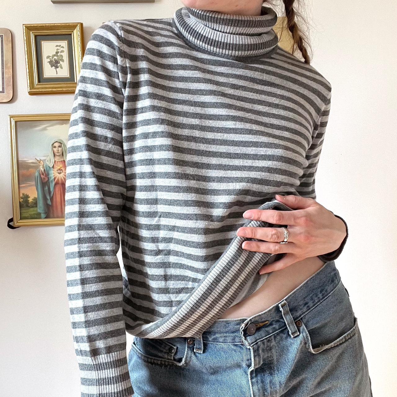 Grey moon stripe knit (L)