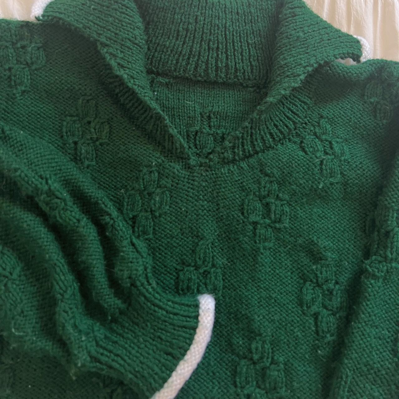 Lucky green knit jumper (S/M)