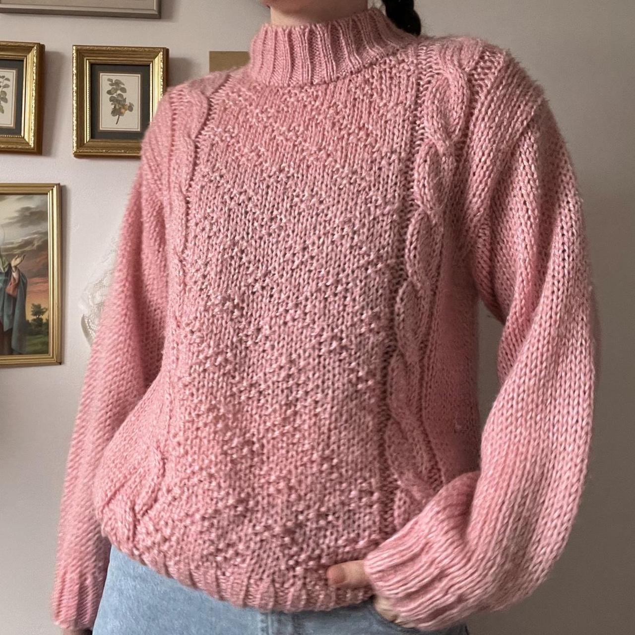 Slouchy pink knit sweater (M)