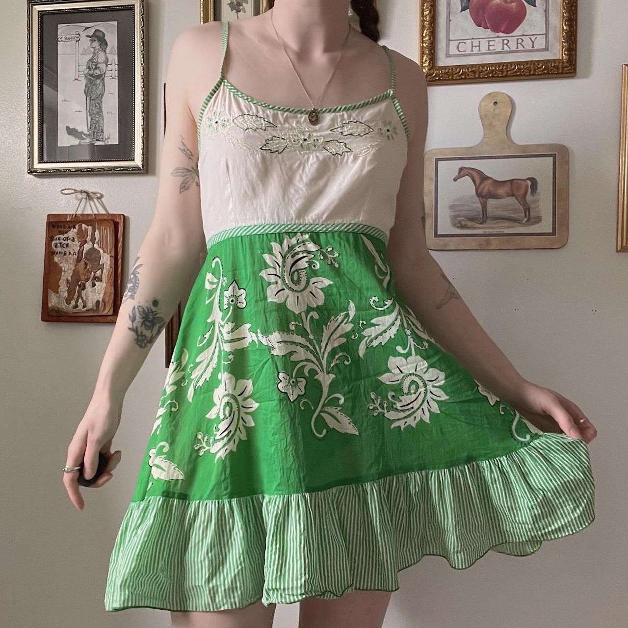 Spring green floral dress (S)