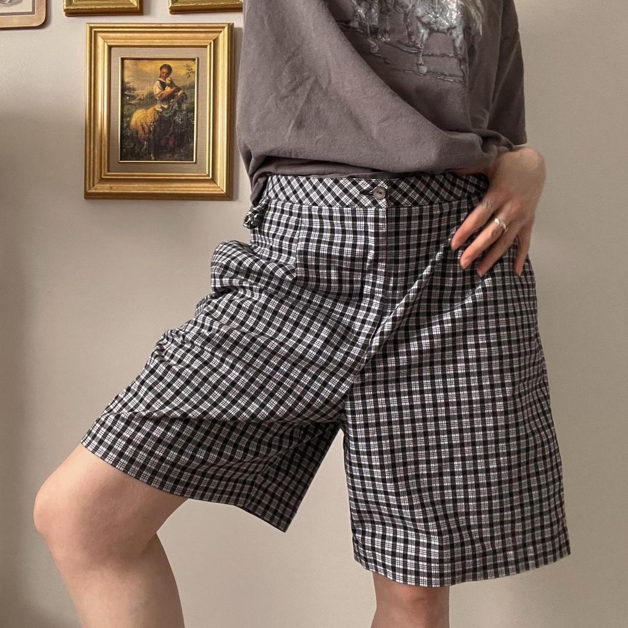 Checkered baggy shorts (34")