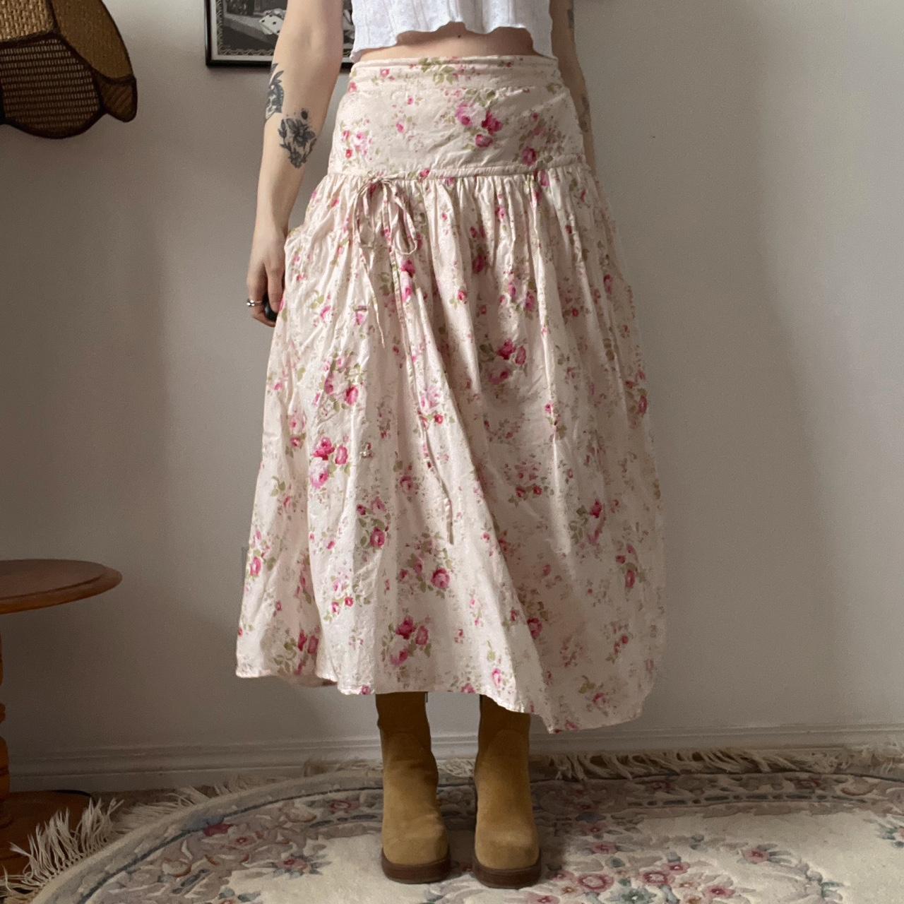 Pink floral maxi skirt (M/L)