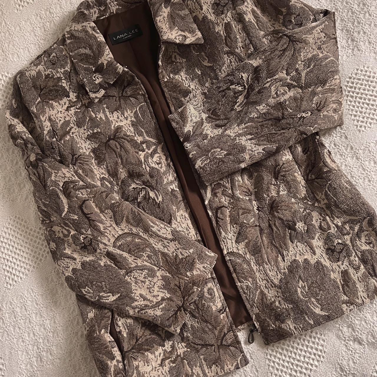 Latte floral tapestry jacket (M)