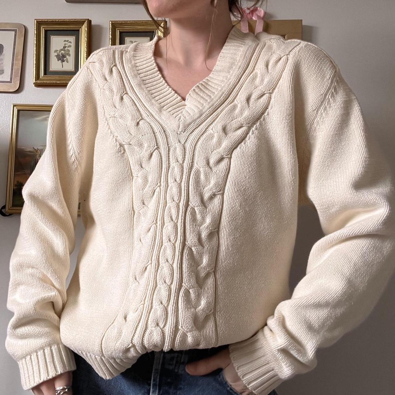 Cable knit cream sweater (L)