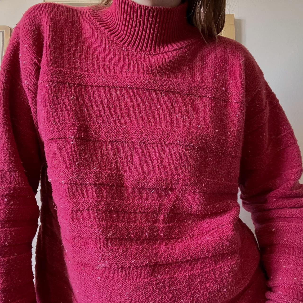 Red speckled knit sweater (L)