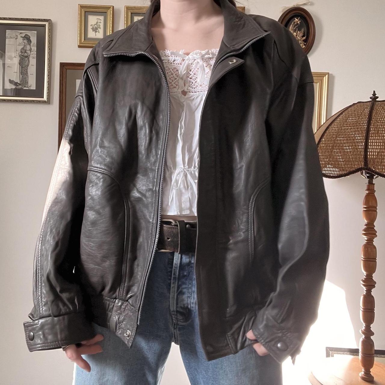 Vintage leather bomber jacket (L)