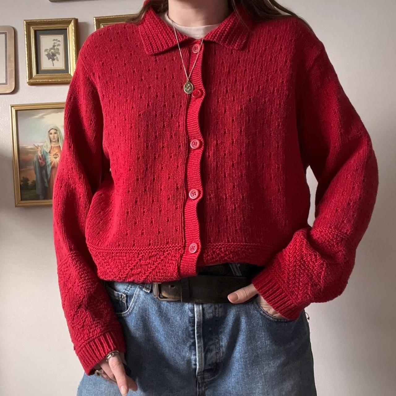 Red cabincore knit cardigan (L)