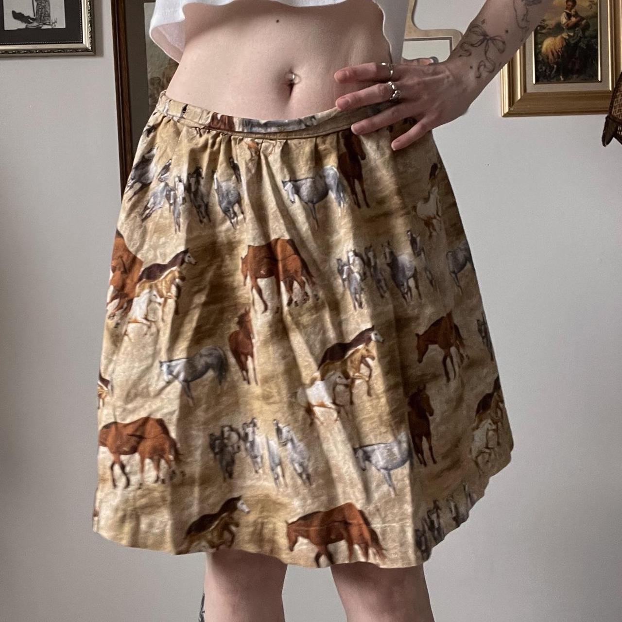 Wild horses skirt (S)