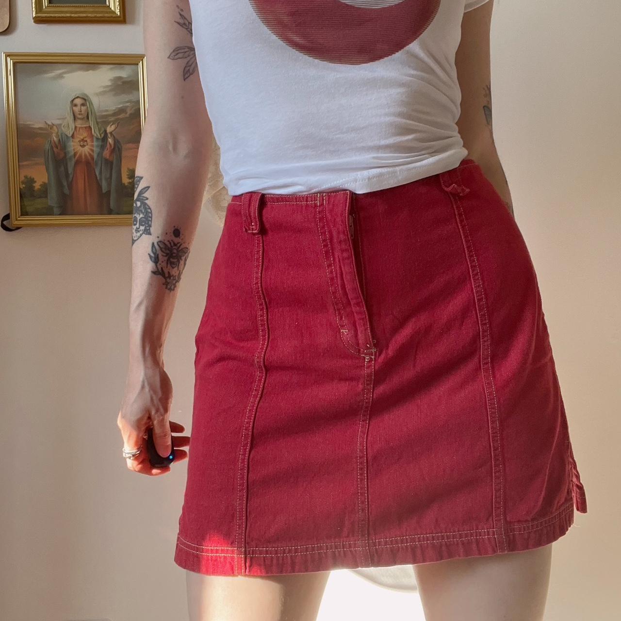 Cherry red skort (M)