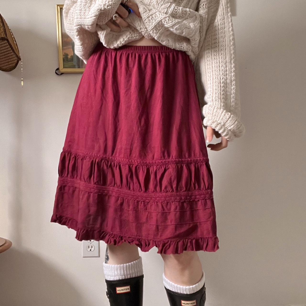 Cherry red ruffle skirt (S/M)