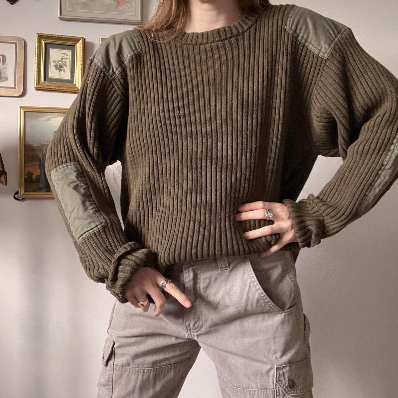 Vintage khaki knit sweater (L)