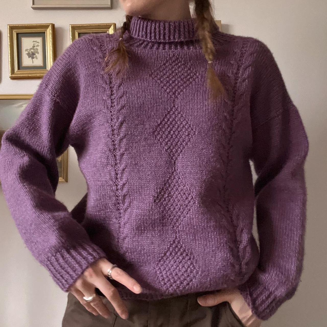 Violet handknit sweater (M)