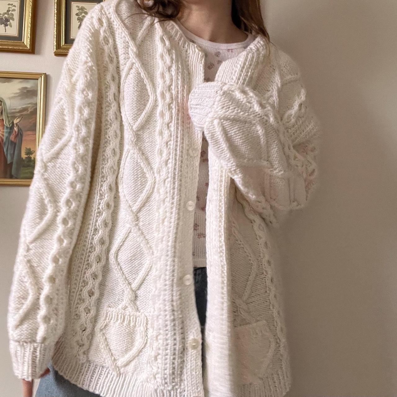 Chunky cream cable knit cardigan (L)