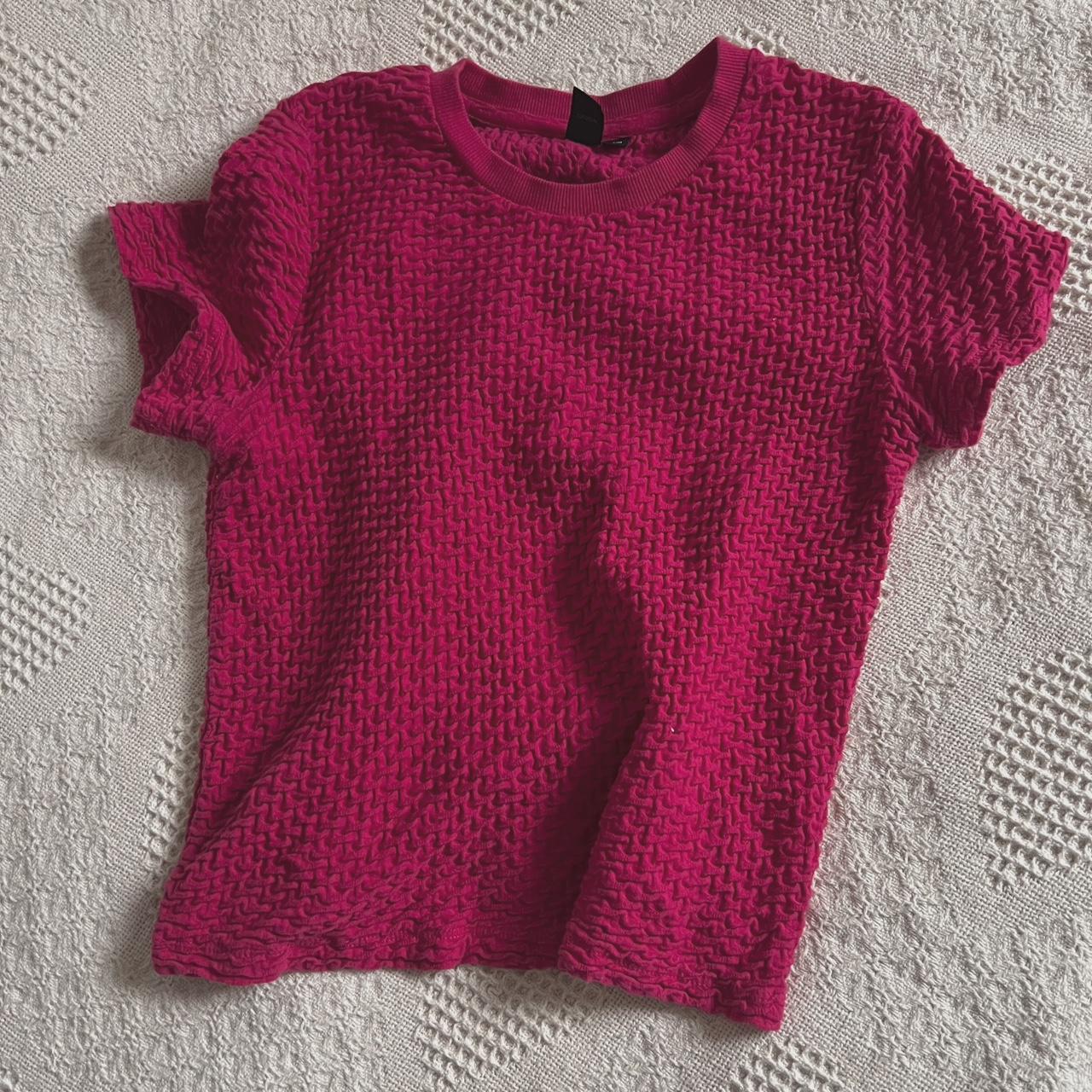 Hot pink textured baby tee (S/M)