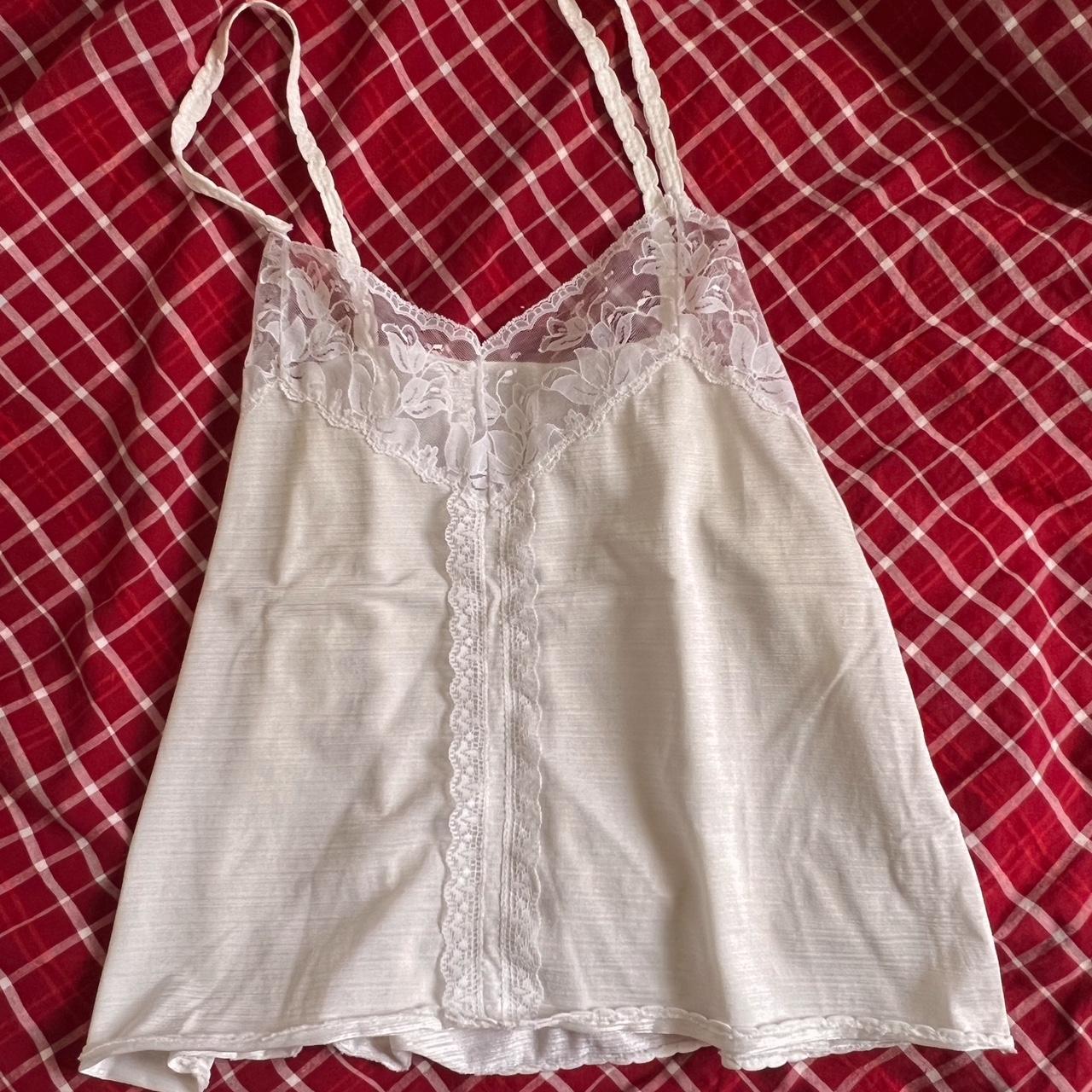 Romantic vintage lace cami (M)