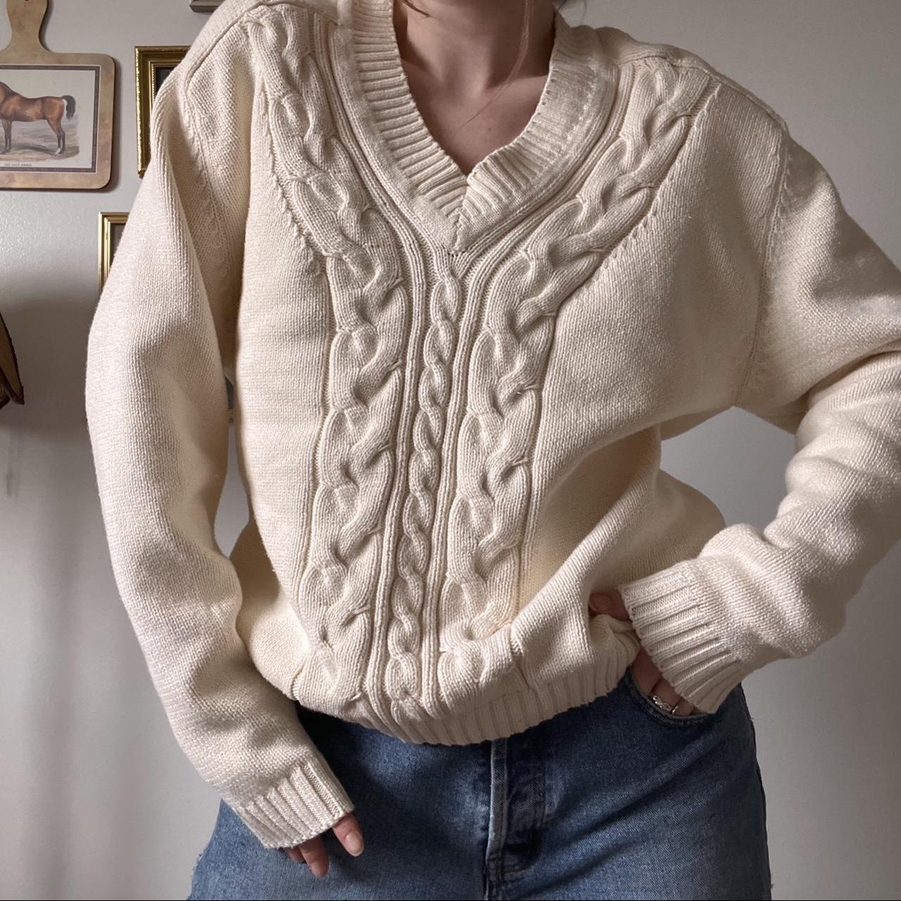 Cable knit cream sweater (L)