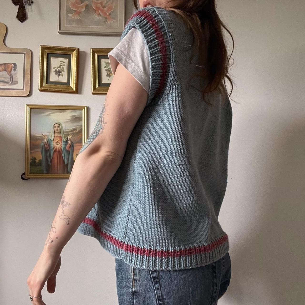 Cottagecore knit sweater vest (L)