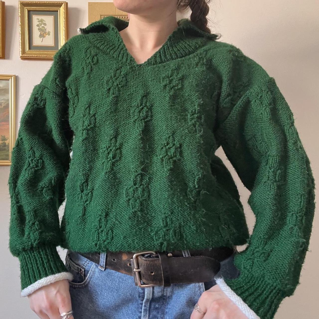 Lucky green knit jumper (S/M)