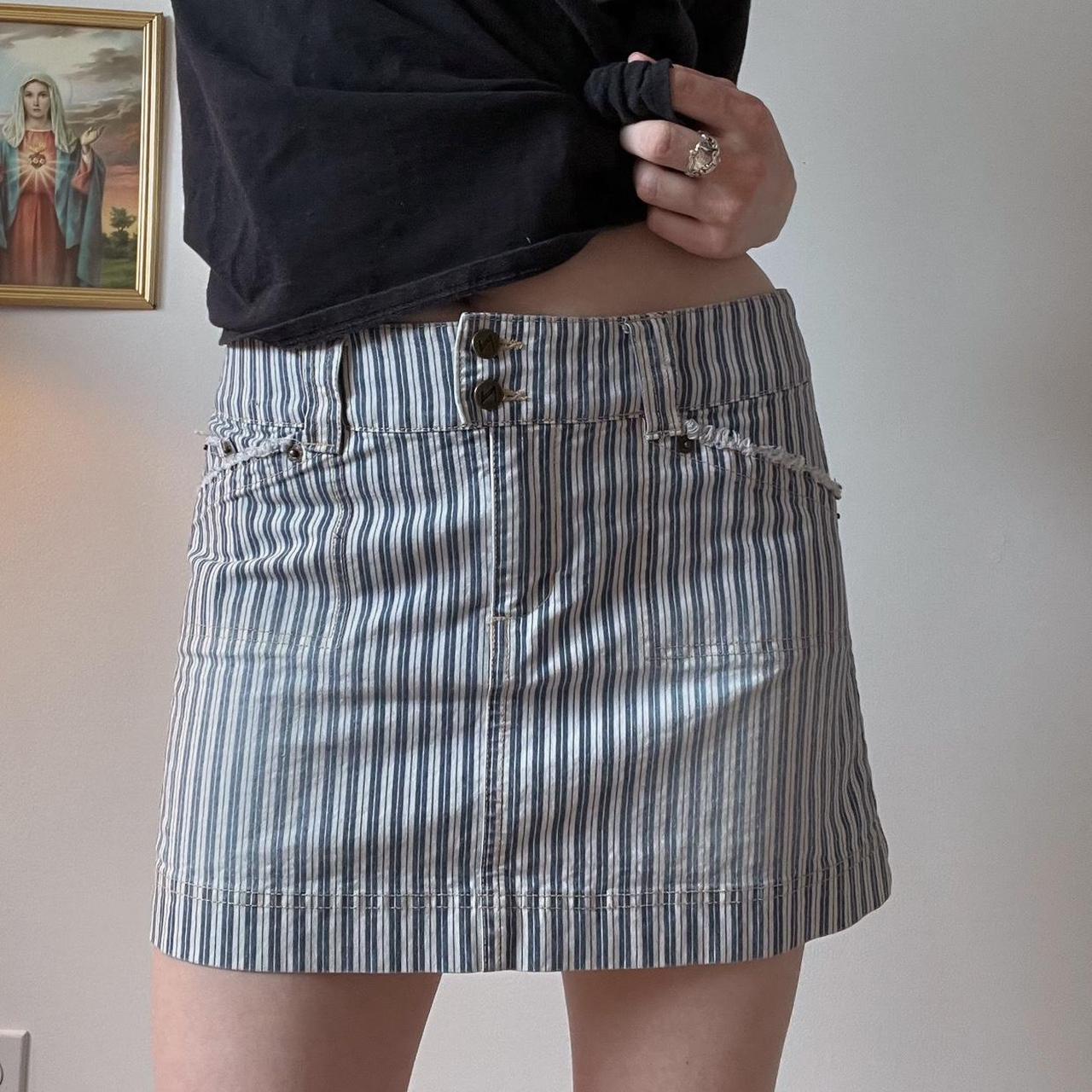 Pinstripe mini skirt (M)