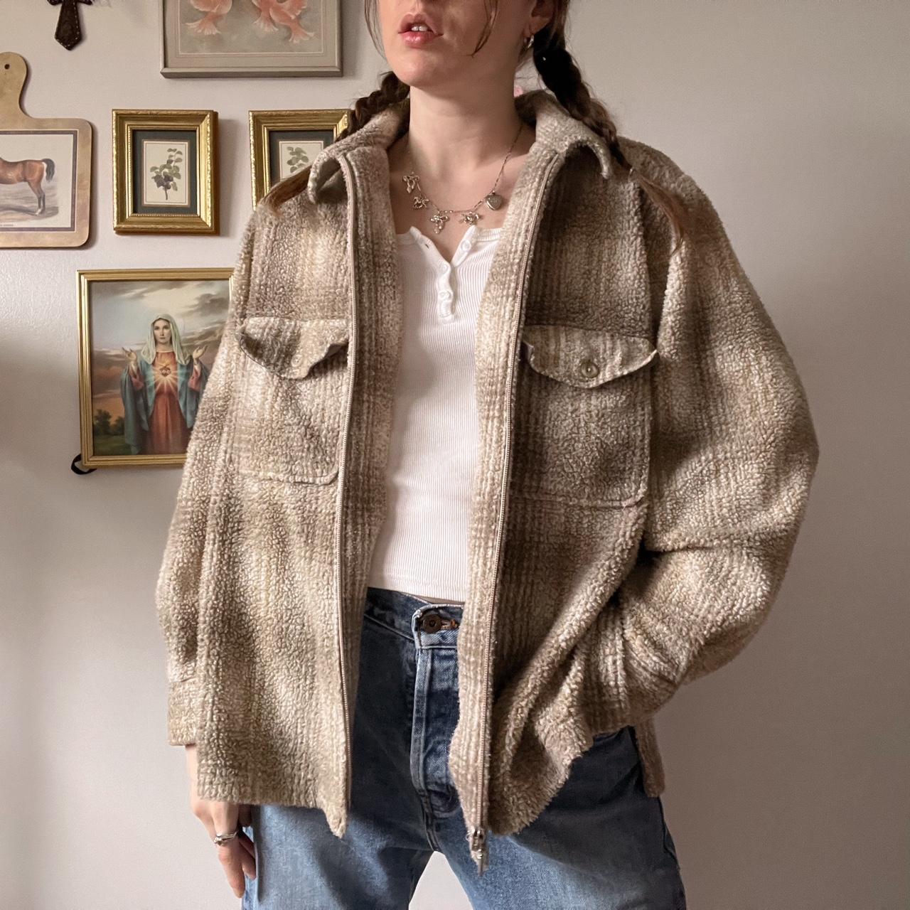 Cozy sage plaid fleece (L)