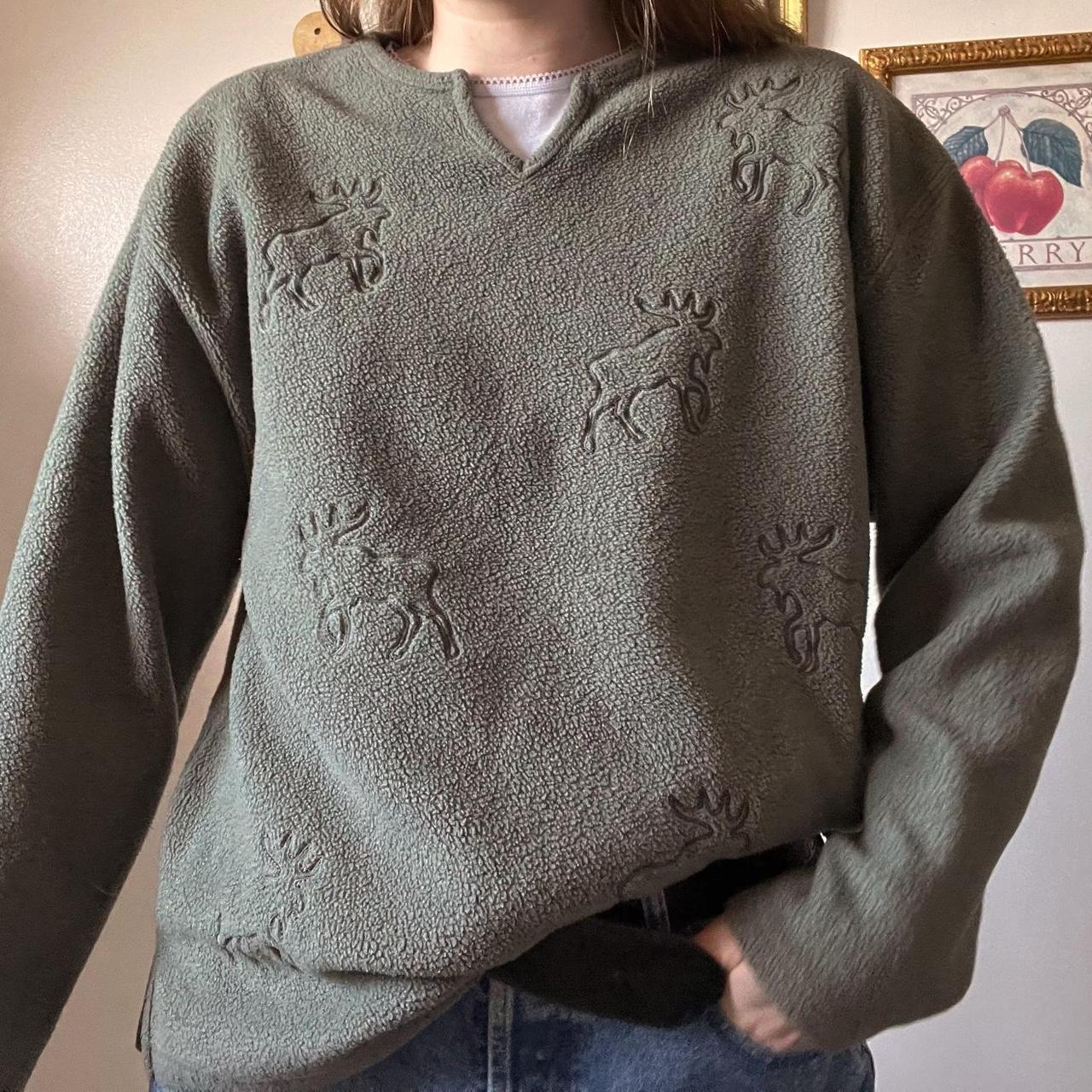 Sage fleece moose sweater (M)