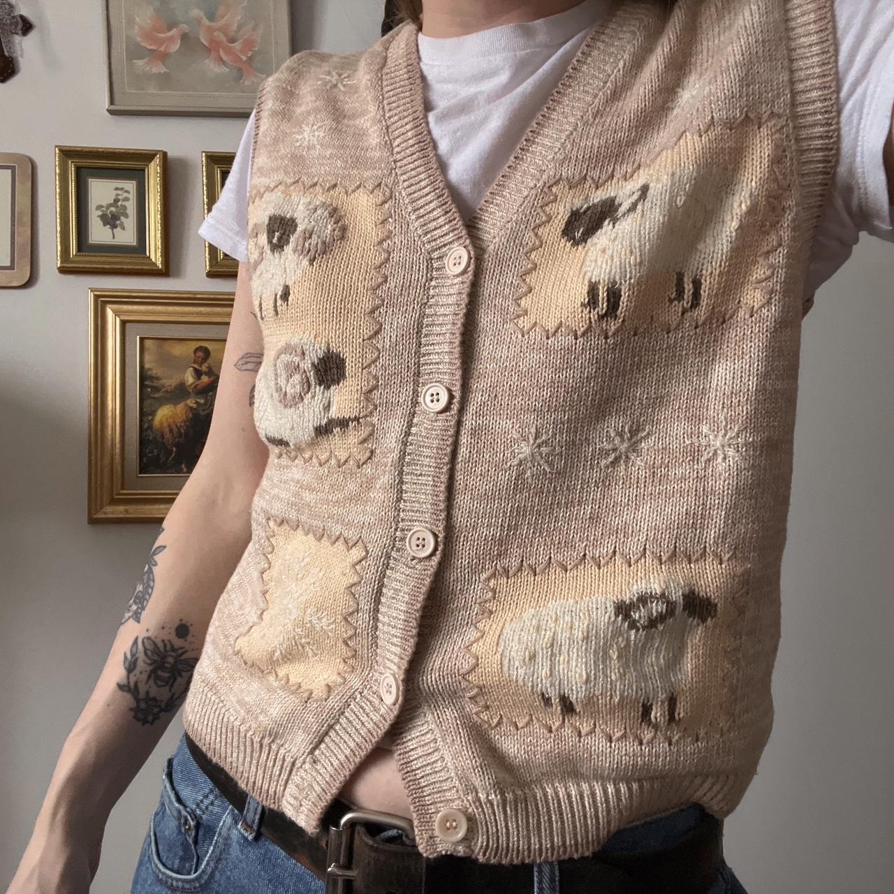 Cozy sheep knit vest (M)