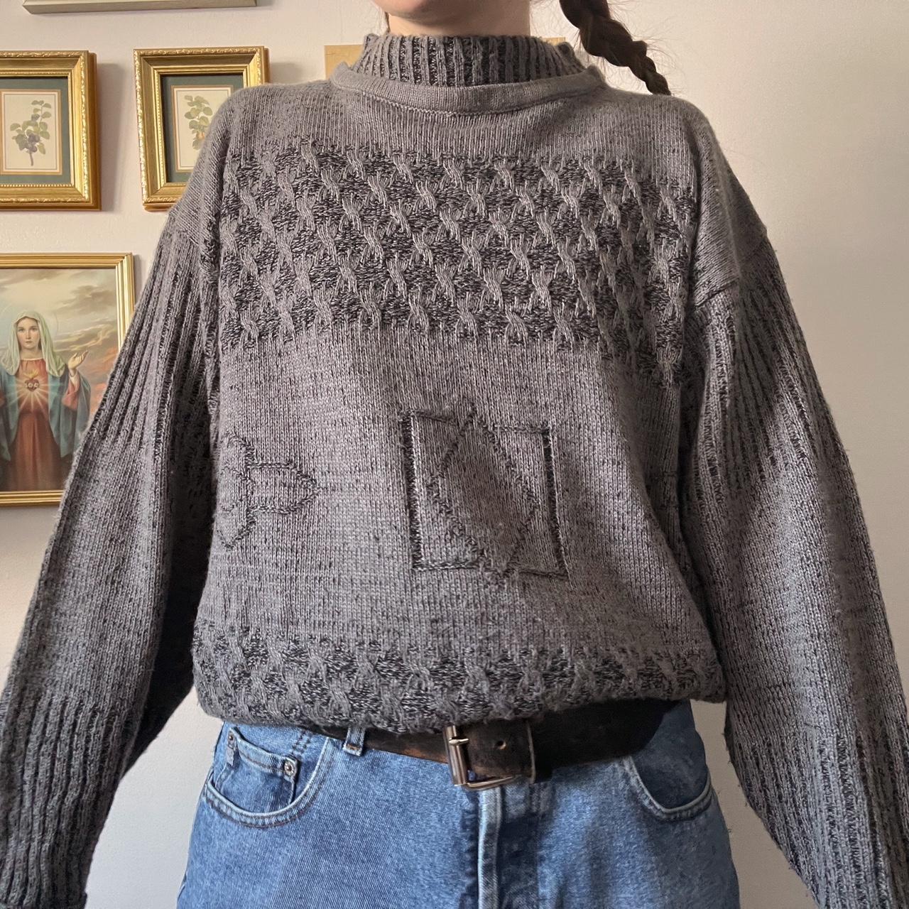 Storm grey vintage knit sweater (L)