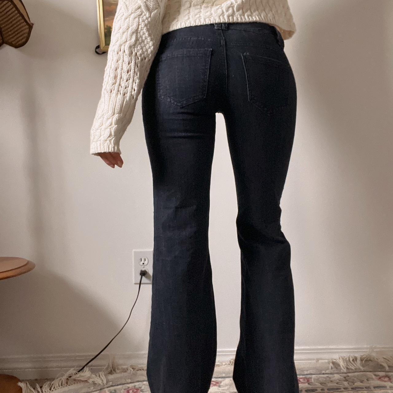 Low rise flare jeans (27")