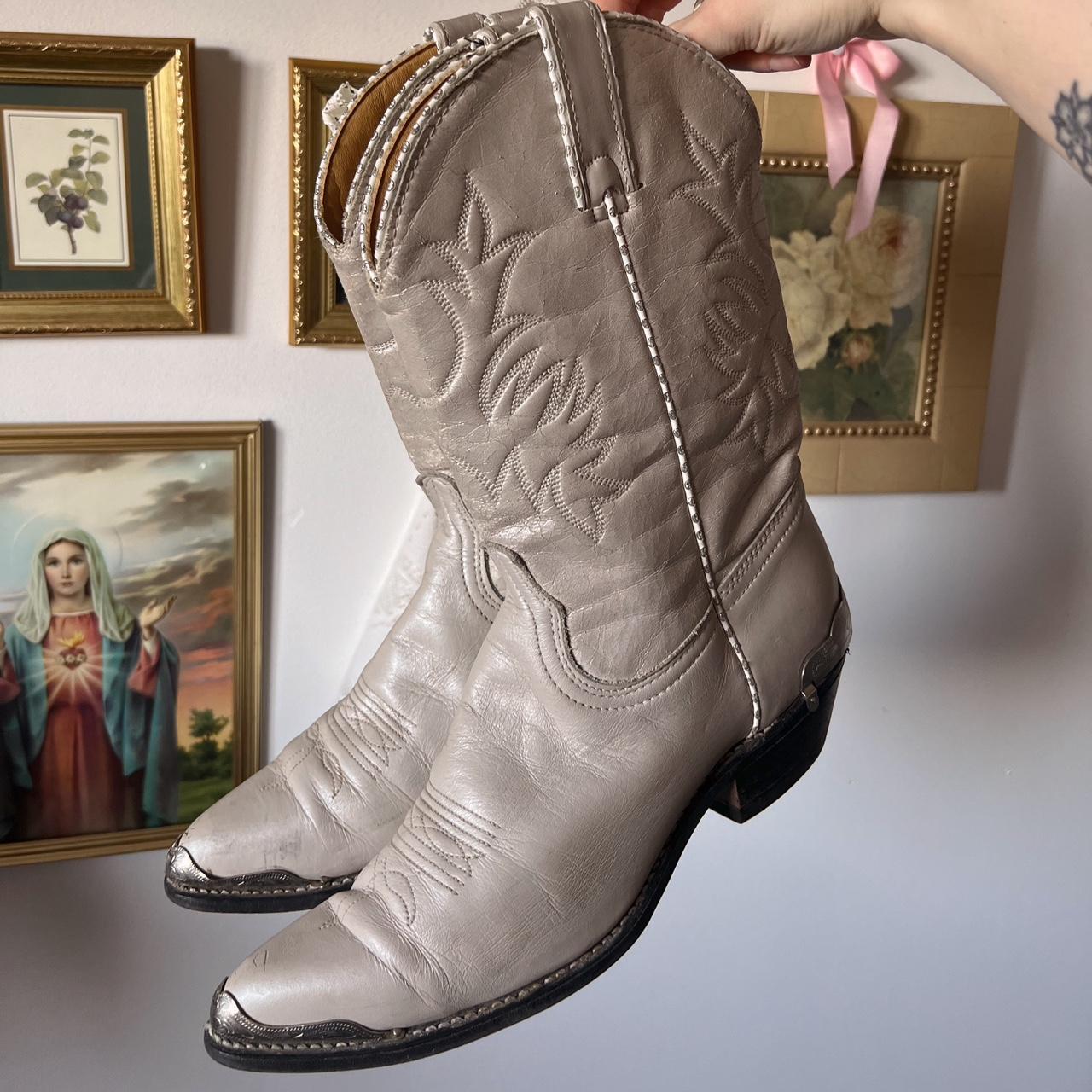 Silver leather cowboy boots (8/8.5)