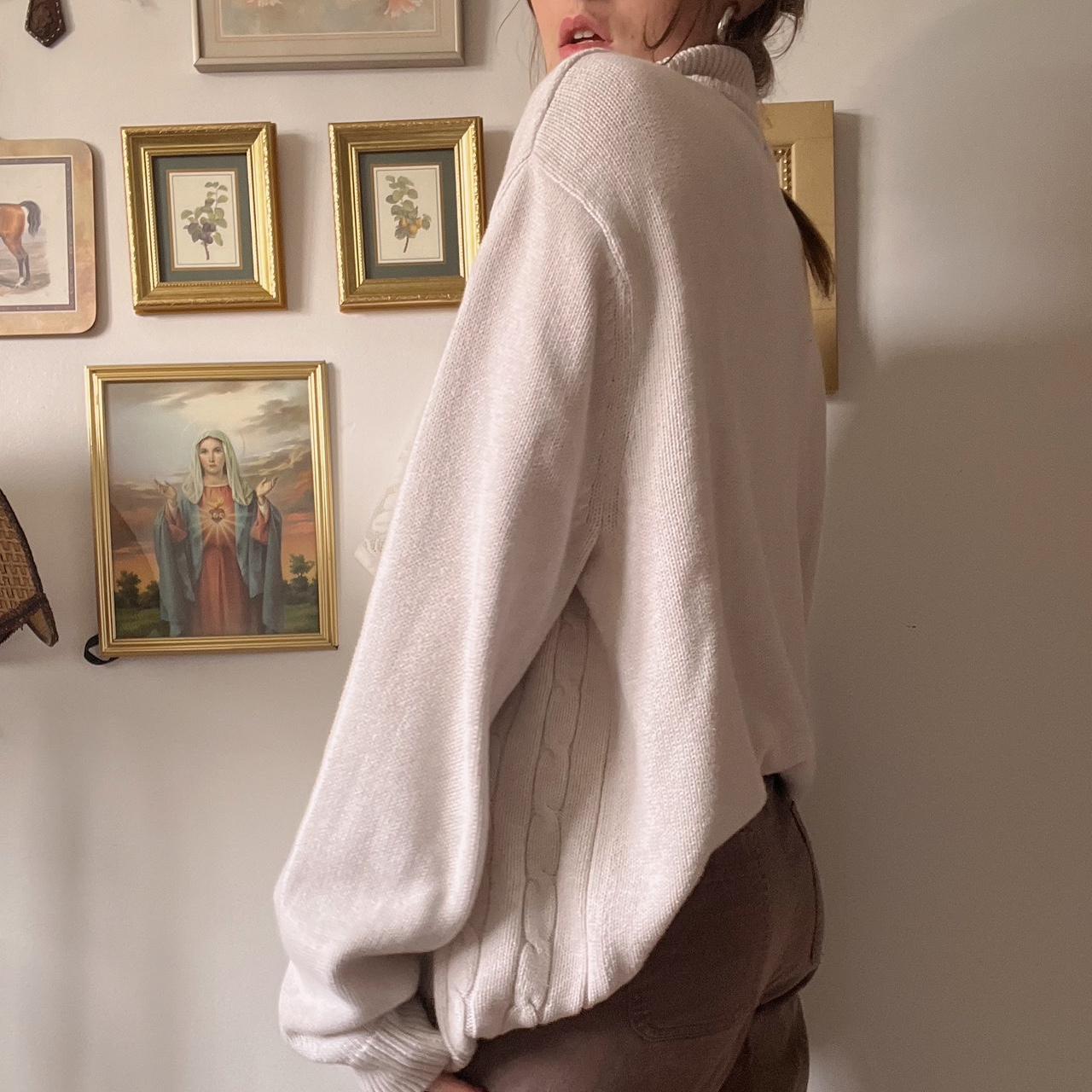 Oversized white cable knit (L)