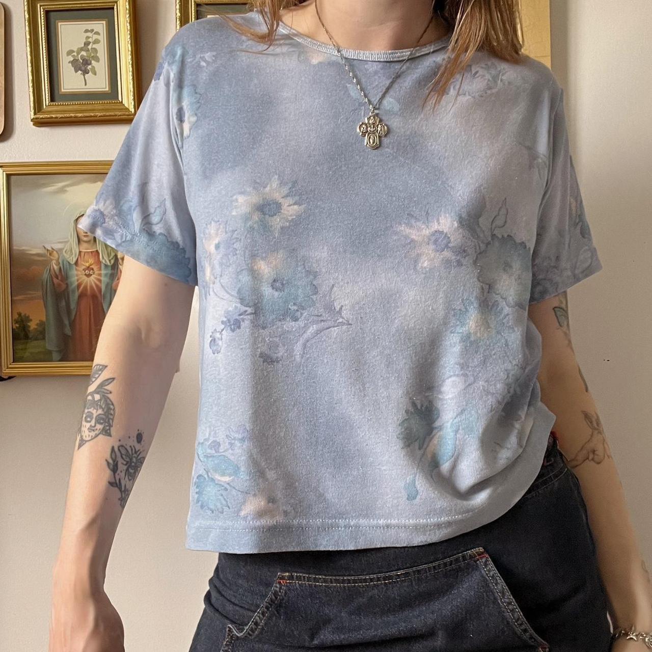 Baby blue cottage tee (M)