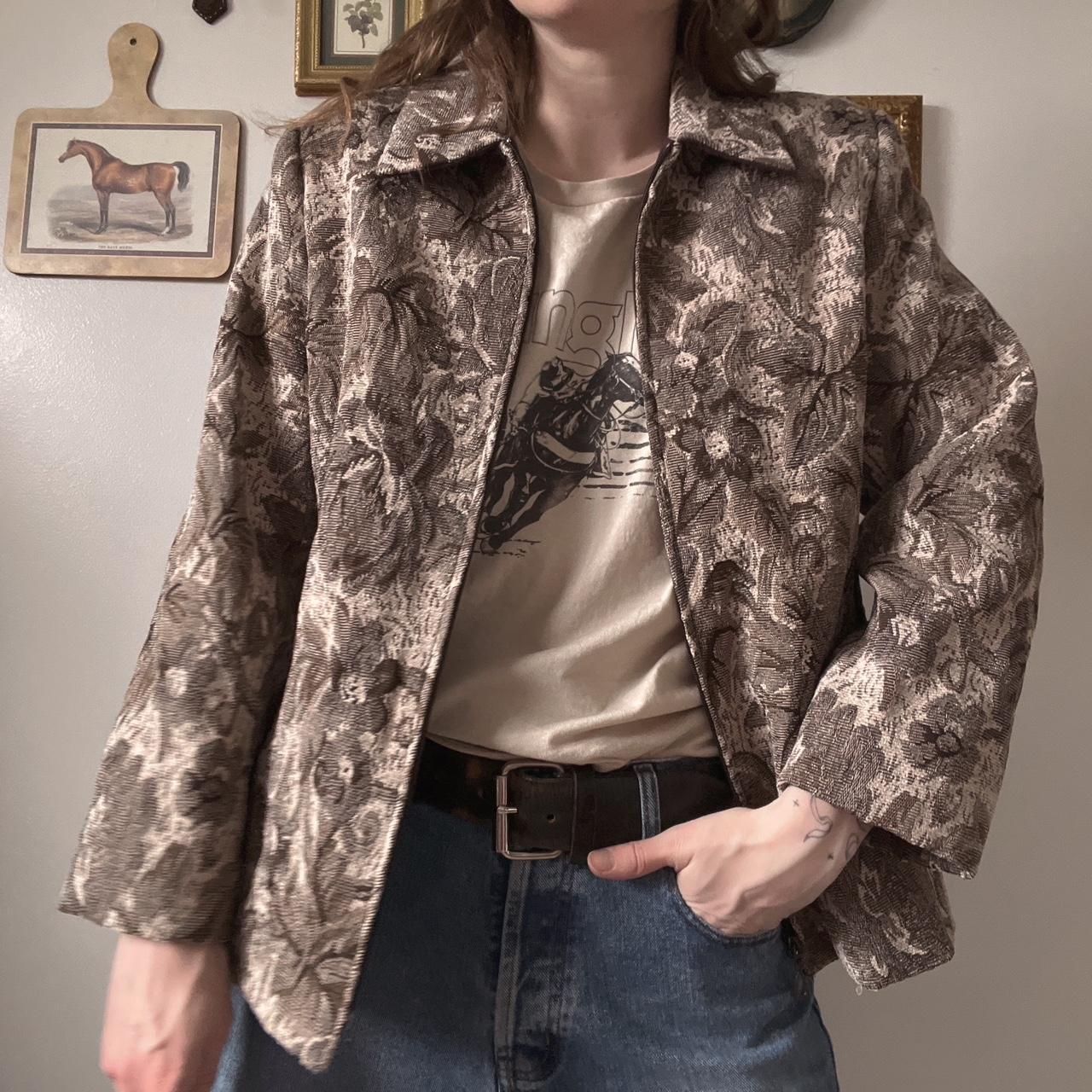 Latte floral tapestry jacket (M)