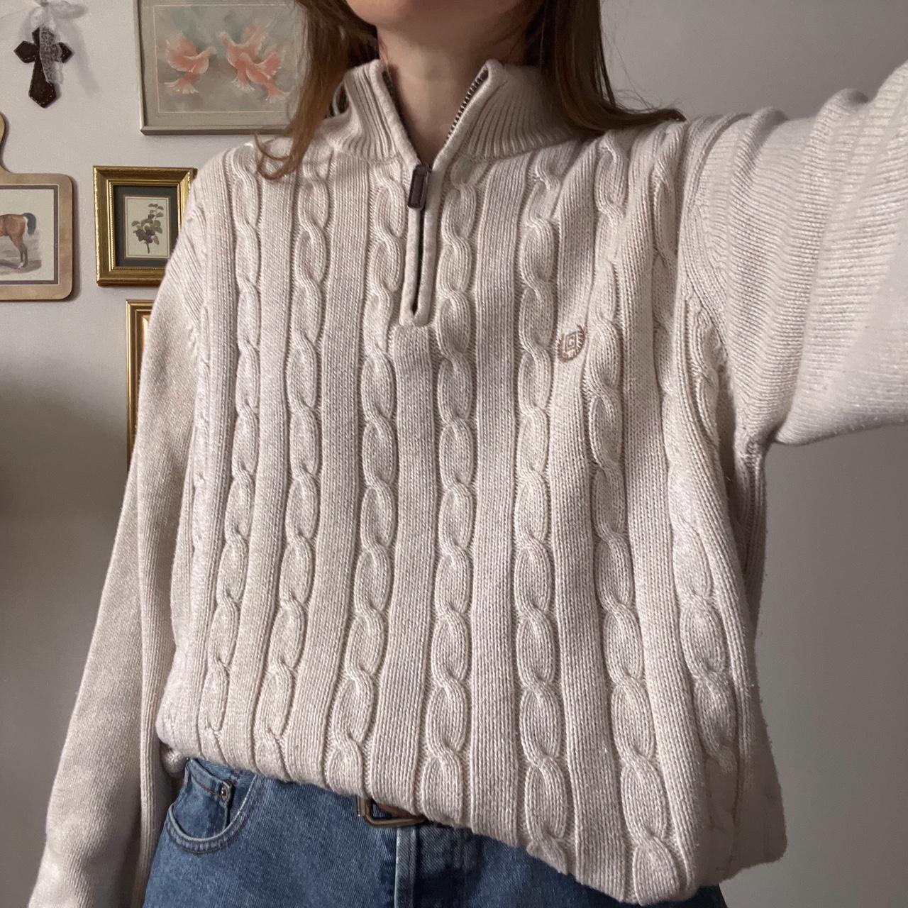 White cable knit sweater (L)