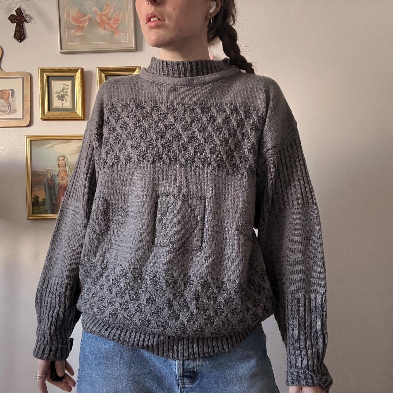 Storm grey vintage knit sweater (L)