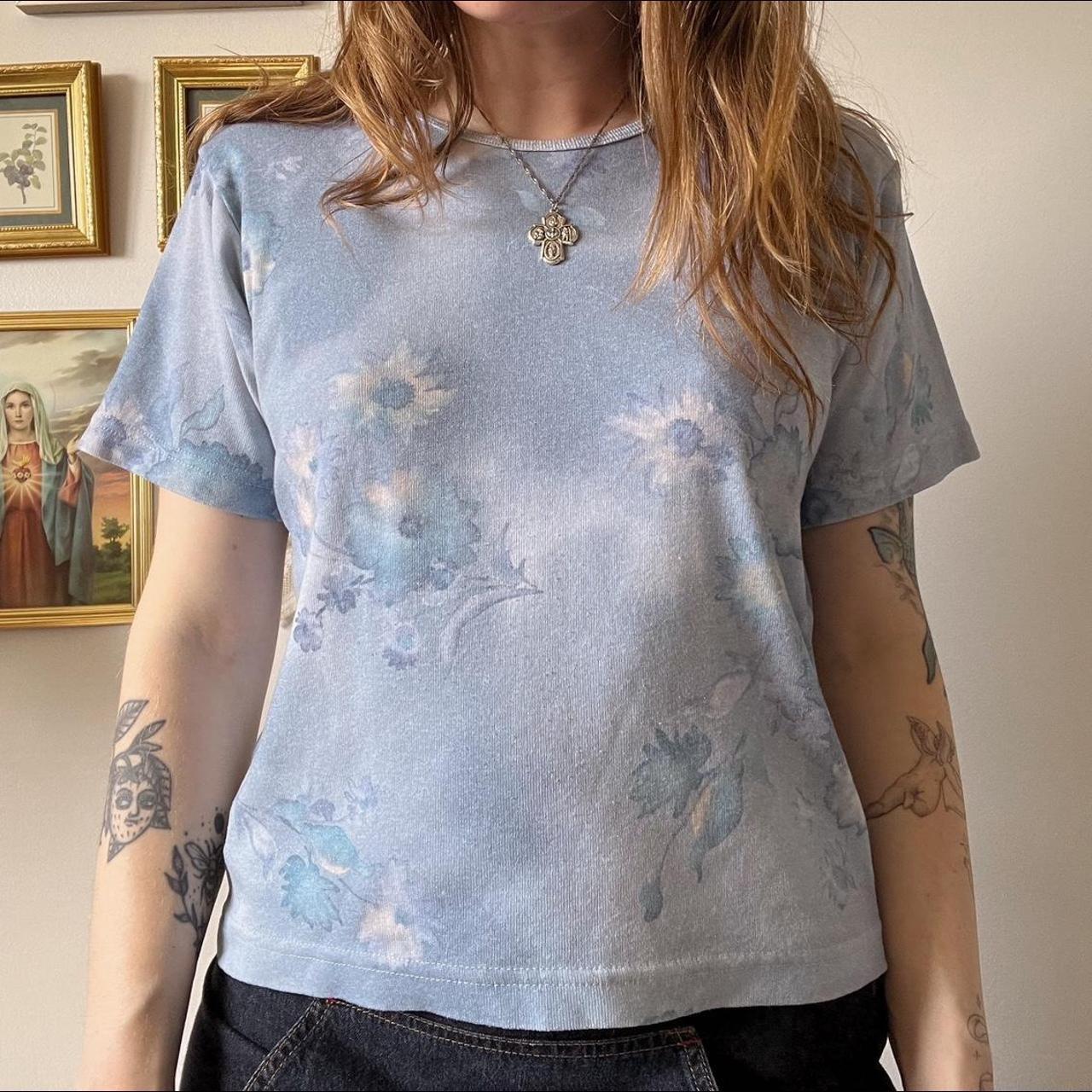 Baby blue cottage tee (M)